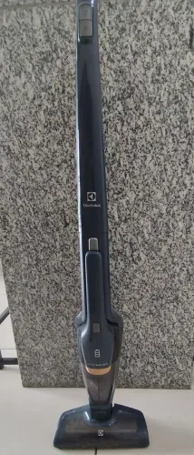 Aspirador de pó vertical Electrolux
