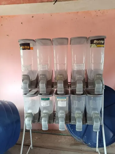Vendo dispense em. bom estado te *02 zap