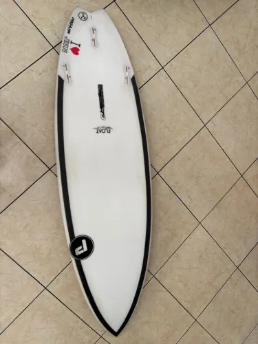 Prancha Pro Ilha -Carbon Slim -Epóxi  5?10 28 litros Semi nova