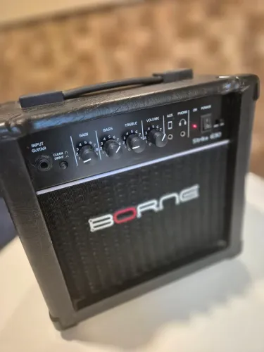 Amplificador de Guitarra Borne Strike G30