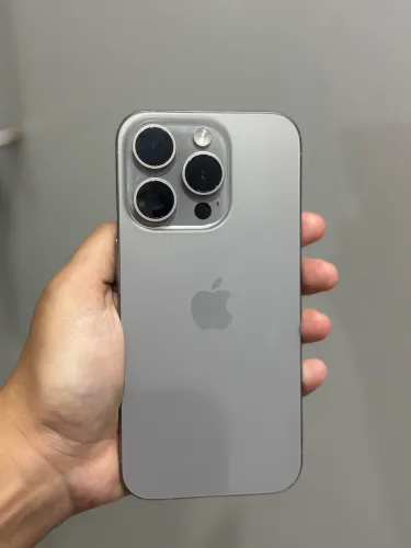 iPhone 15 pro 256gb
