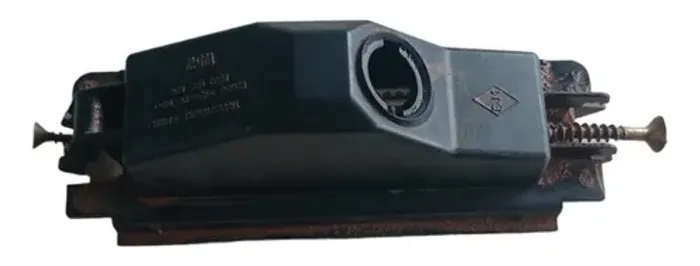 Lanterna De Placa Renault Sandero Logan 14/15 