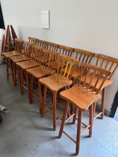Banqueta maciça