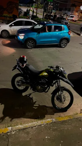 XRE 300 em perfeito estado quitada só no ponto de transferir 