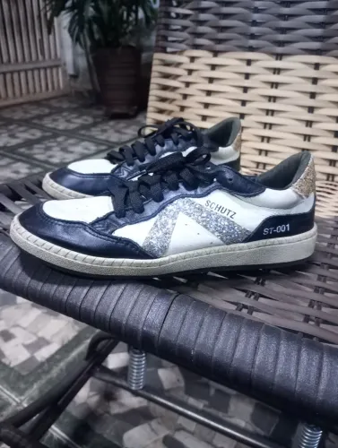 Tenis Schutz