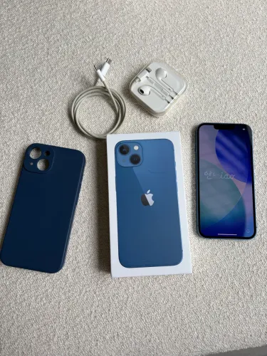 iPhone 13, 256 GB, excelente estado