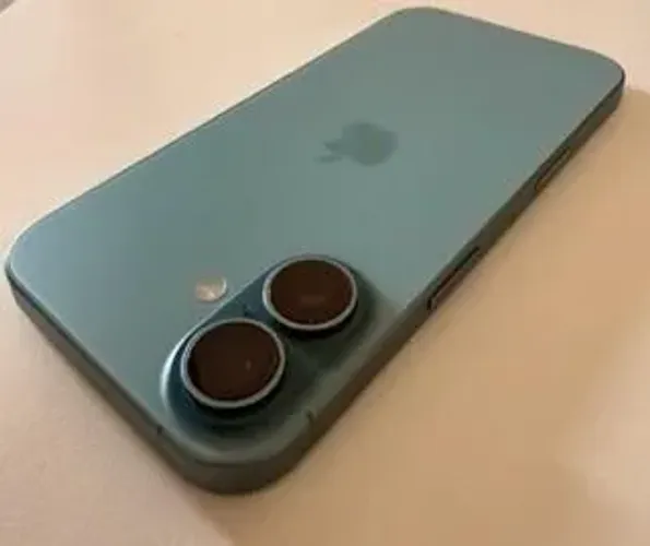 IPHONE 16
