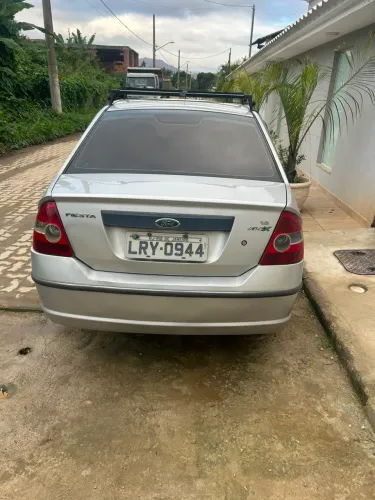 Ford Fiesta Sed. 1.6 8V Flex 4P 2005