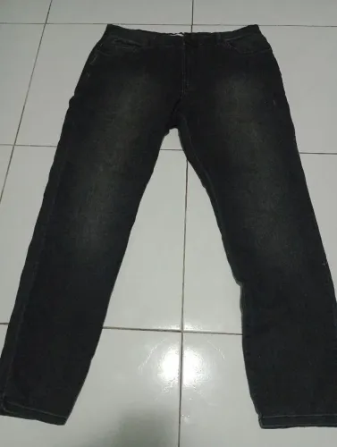 Calça jeans Pool TAM 48 NUNCA USADA