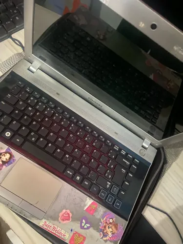 Notebook para conserto ou retirada de peças