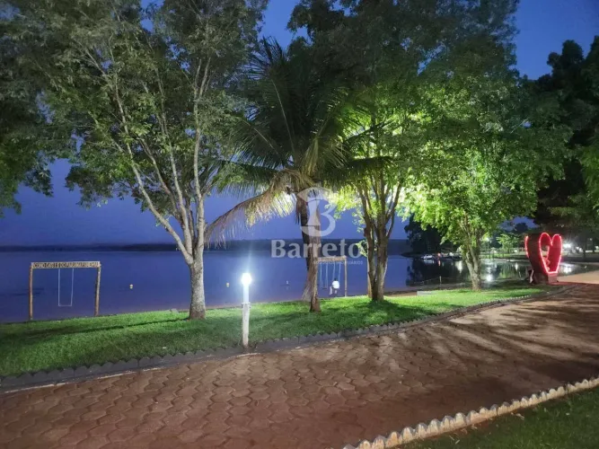 Chácara com 4 dormitórios à venda, 814 m² por R$ 1.280.000 - Condomínio Oásis do Paranapan