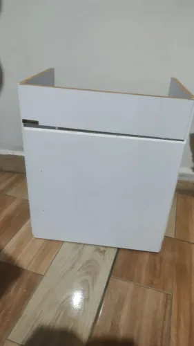 Vendo gabinete com pia para banheiro