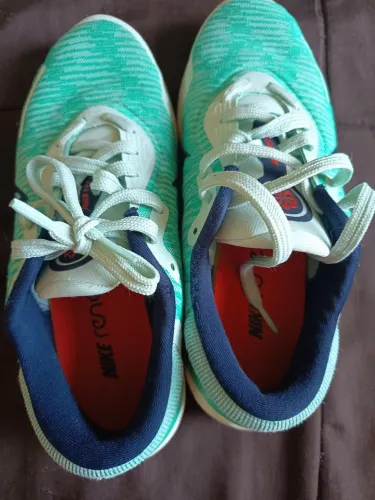 Tênis Nike tam 39 seminovo