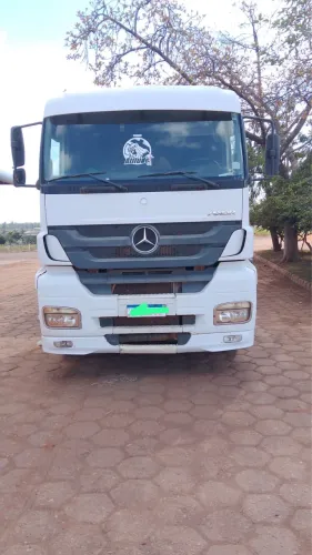  Mercedes 2644 automático 