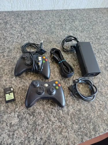 Fonte conteoles xbox 360 no estado .