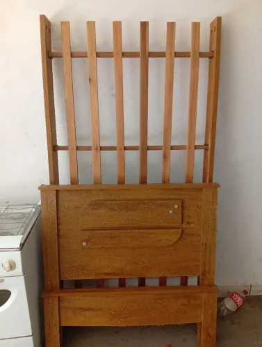 Cama de solteiro 