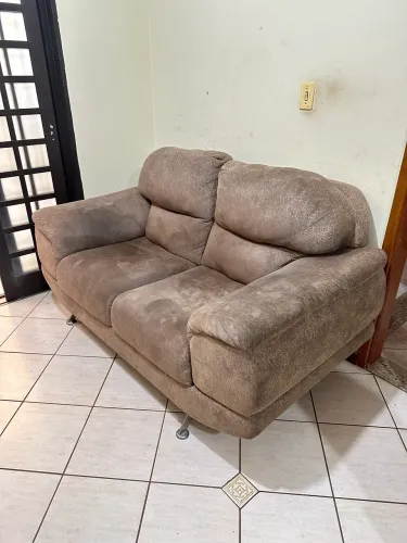 Sofá 2 lugares em camurça