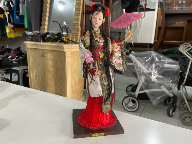 Boneca Japonesa Tradicional