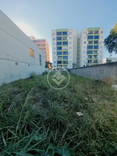 385 Mil reais Lote de 408 metros no Centro. codigo: 346465