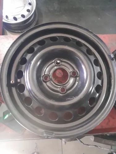 1 roda 14 GM seminova 247,00