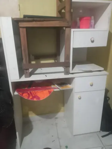 Mesa esmalteira 100 reais