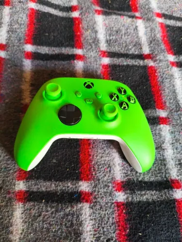 Controle de Xbox one séries s verde