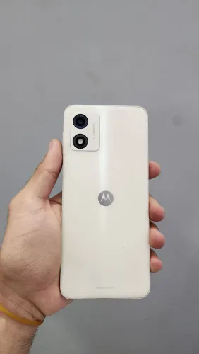 Moto e13