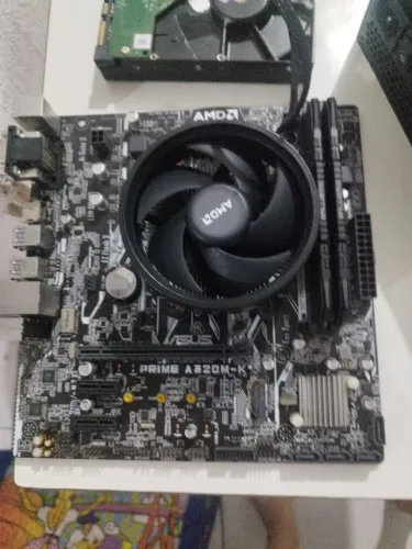 Placa mãe A320mh br com defeito 