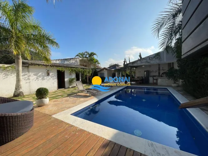 Casa com 4 dormitórios à venda, 220 m² por R$ 1.600.000,00 - Tombo - Guarujá/SP