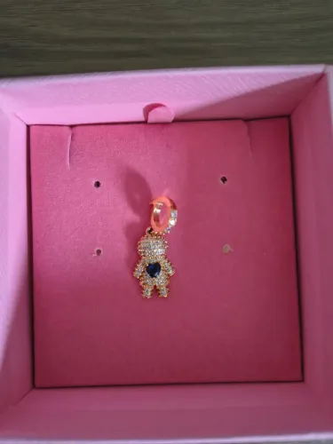 Pingente feminino filho banhado a ouro cravejado com zircônia novo .