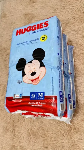 FRALDA HUGGIES