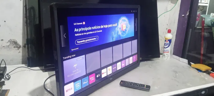 Vendo tv LG 32 polegadas smart 