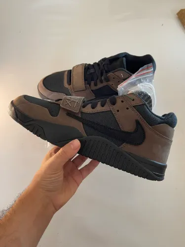 JORDAN JUMPMAN JACK ? TRAVIS SCOTT - MOCHA
