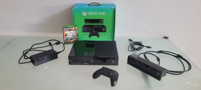 Xbox One 500gb + Kinect + Controle Xbox Series