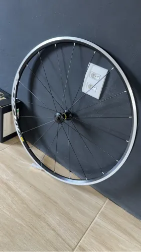 Roda mavic nova