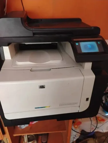 Impressora laser colorida