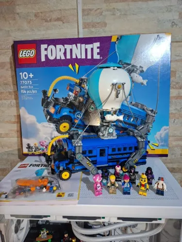 LEGO Fortnite Onibus de Batalha
