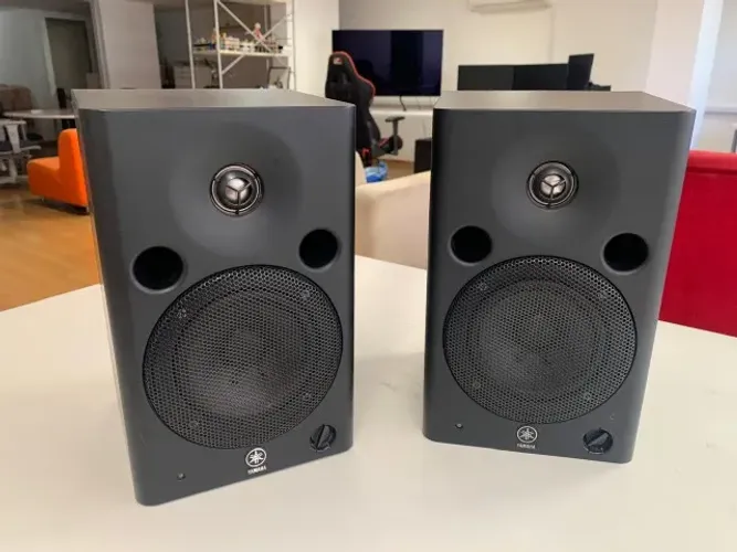Par De Monitores De Áudio Yamaha Msp5