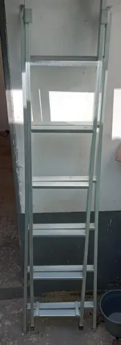 Escada de aluminio 
