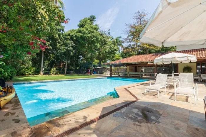 Barra da Tijuca | Casa 6 quartos, sendo 5 suites