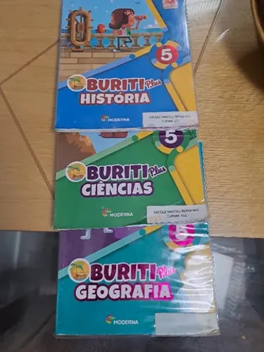 Livros escolares Buriti Plus Editora Moderna 5 ano