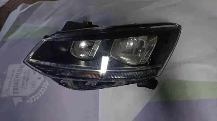 Farol Fox 2016 2017 2018 2019