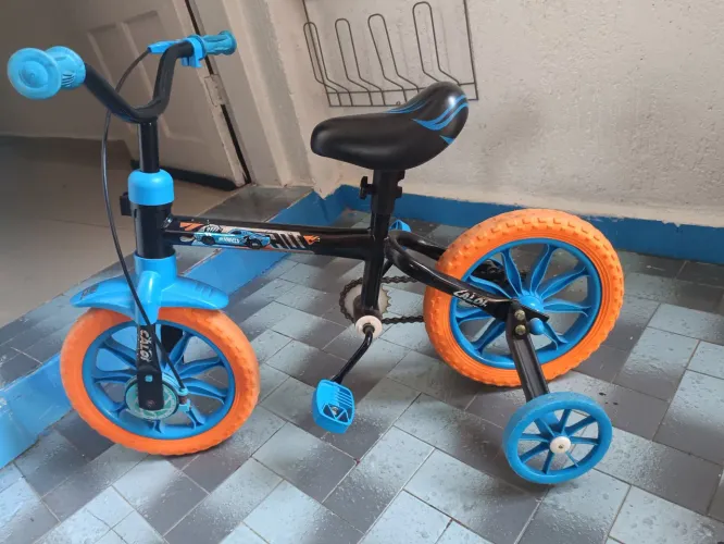 Bicicleta aro 12 Caloi