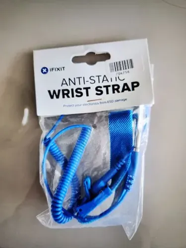 Pulseira Anti-estática IFIXIT + kit c/ 11 chaves de precisão EDA + McAfee Total 