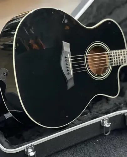 Violão Taylor 214ce black