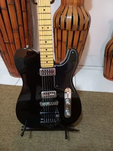 Oportunidade,vendo a mais linda  fender Telecaster crabonita ,  alavanca 