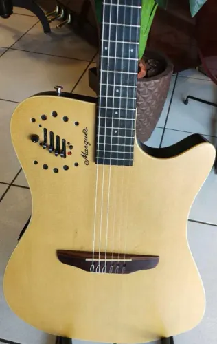 Violão Marques Flat Nylon Semi-novo Mixer Instrumentos Musicais