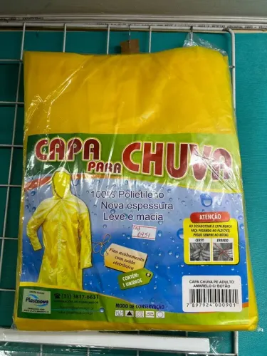 Capa de Chuva Tamanho Unico 0,90 Altura x 0,60 Largura Com Botão