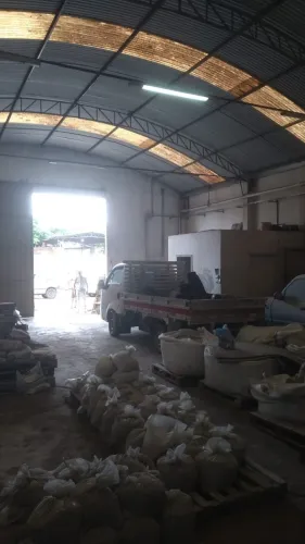 OPORTUNIDADE DE OCASIÃO... GALPÃO DE ALVENARIA JÁ ALUGADO EM ÓTIMA LOCALIZAÇÃO NÃO PERCA