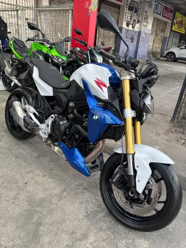 BMW F900R SPORT PLUS 2024 COM GARANTIA DE LOJA